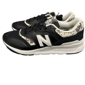 New Balance 997H Womens Sneaker Black  Snow Leopard